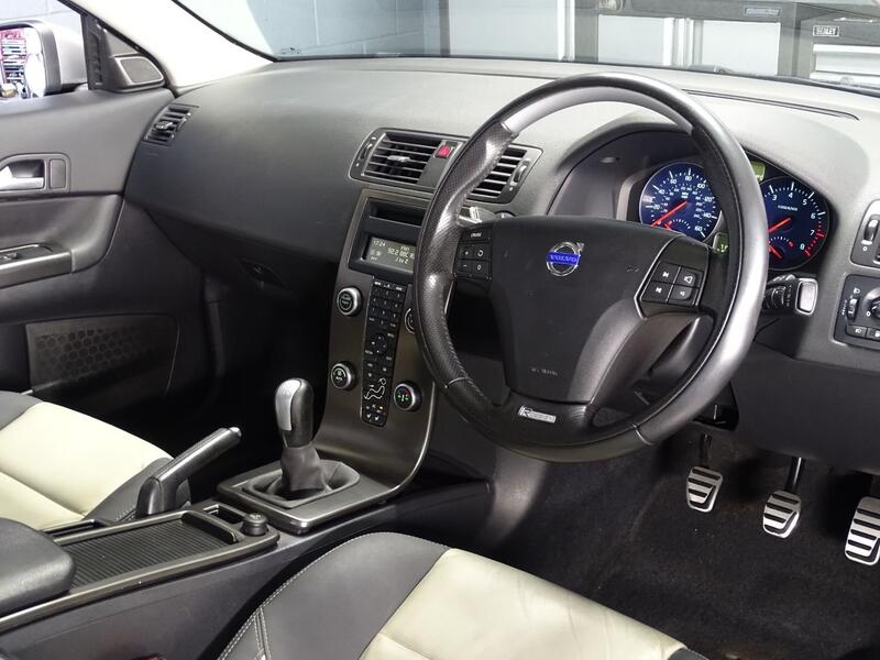 VOLVO C30