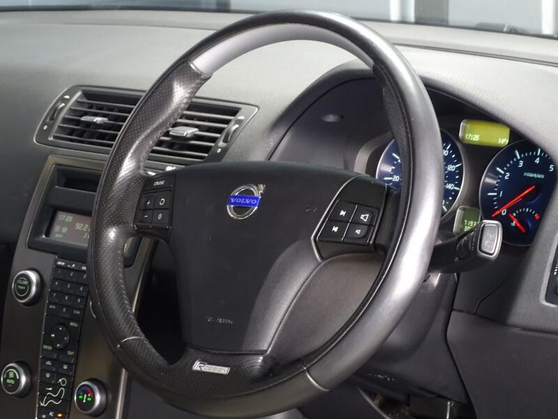 VOLVO C30