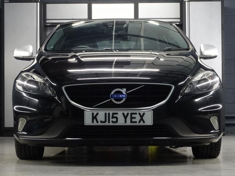 VOLVO V40