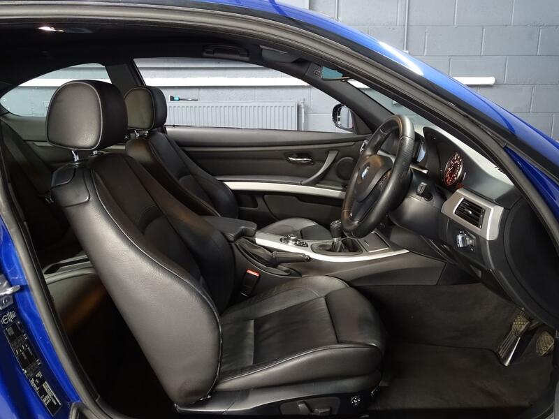 BMW 3 SERIES