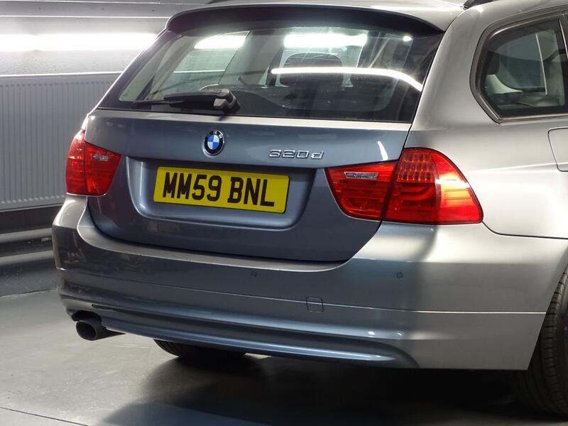 BMW 3 SERIES