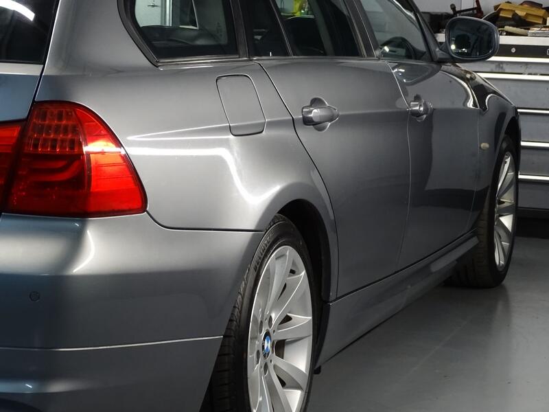BMW 3 SERIES