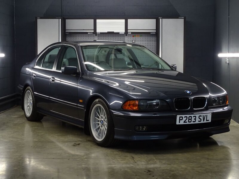 BMW 5 SERIES