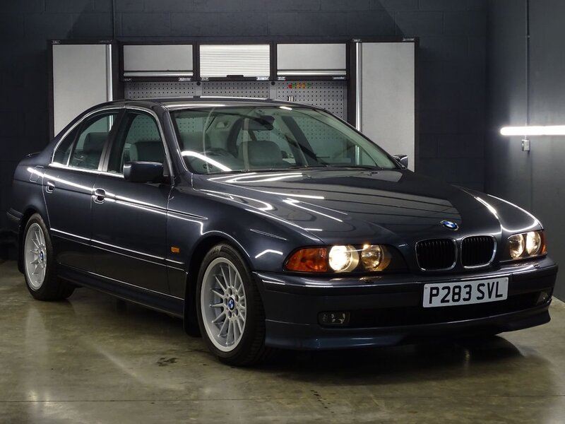 BMW 5 SERIES