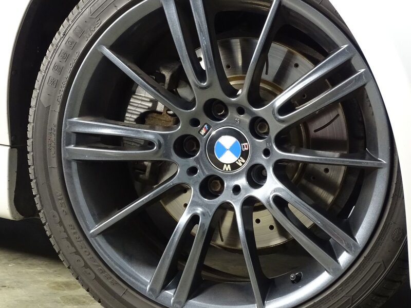 BMW 3 SERIES