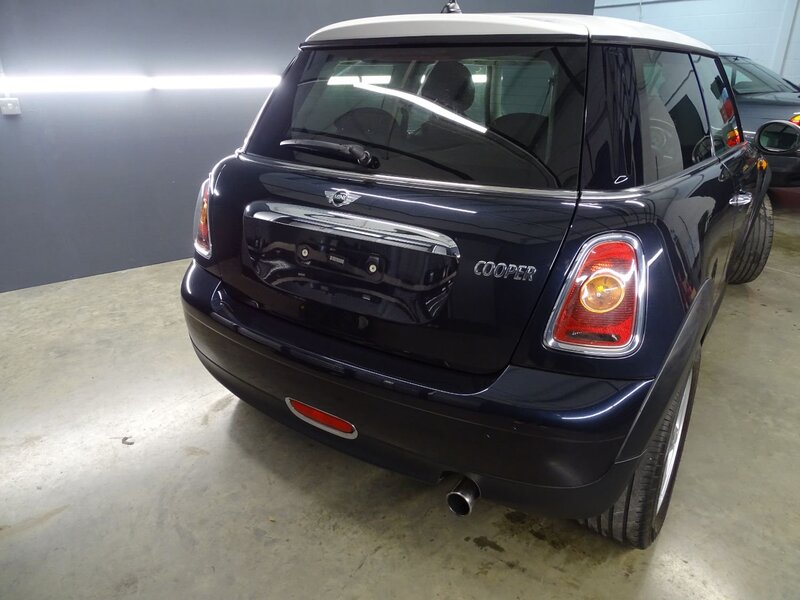 MINI HATCH