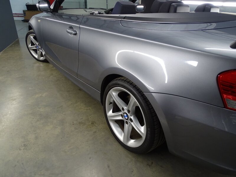 BMW 1 SERIES