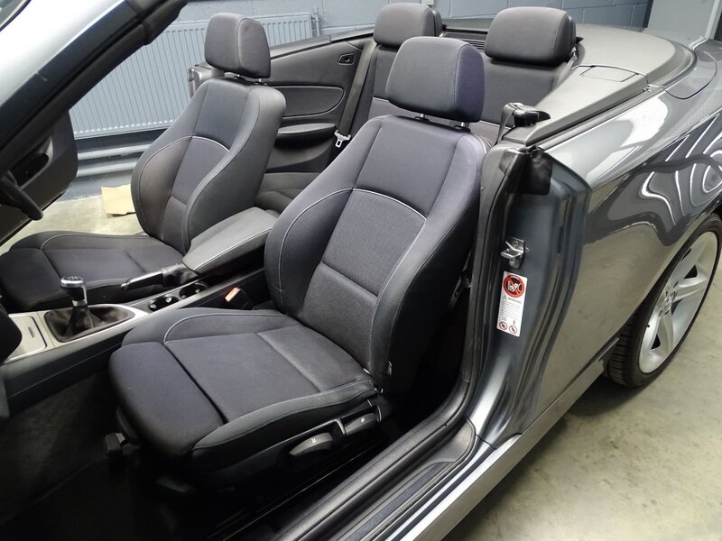 BMW 1 SERIES