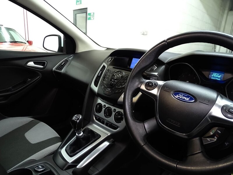 FORD FOCUS