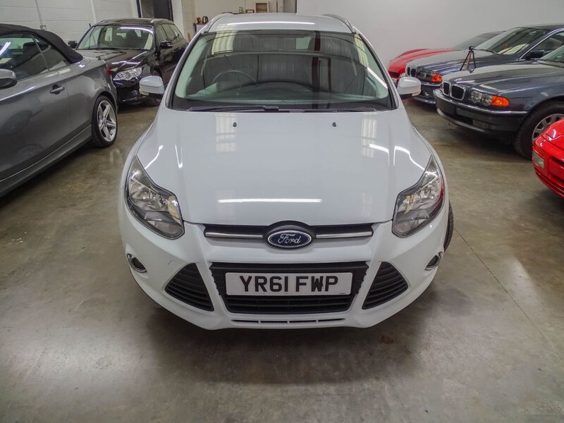 View FORD FOCUS ZETEC TDCI