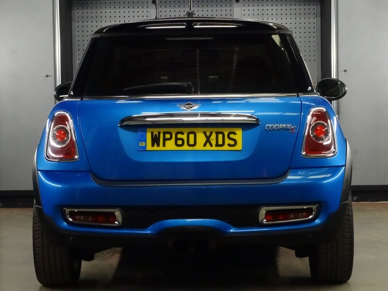 View MINI MINI COOPER S