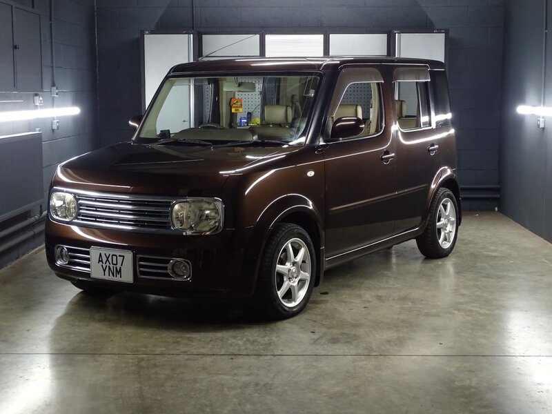 View NISSAN CUBE -