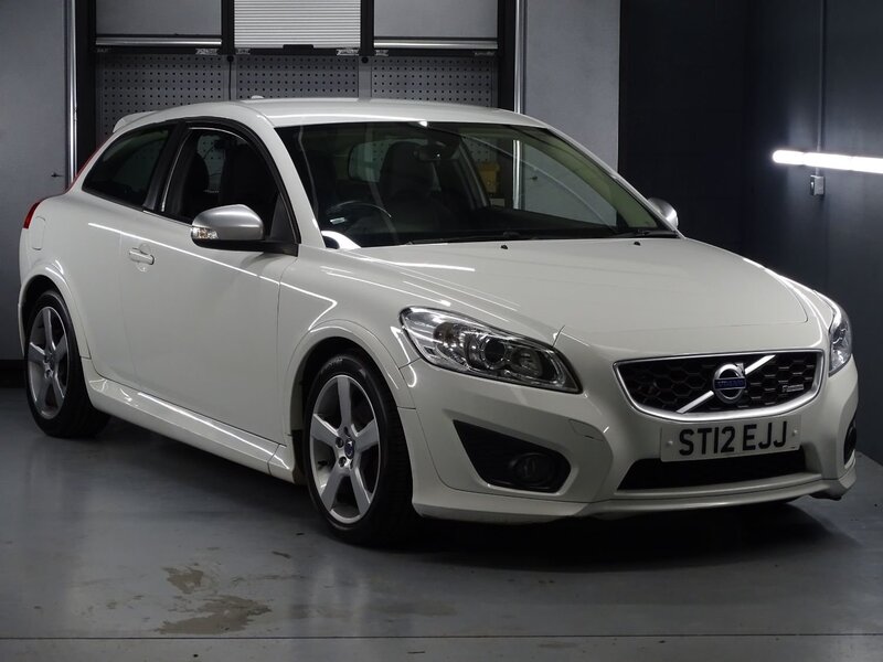 View VOLVO C30 R-DESIGN