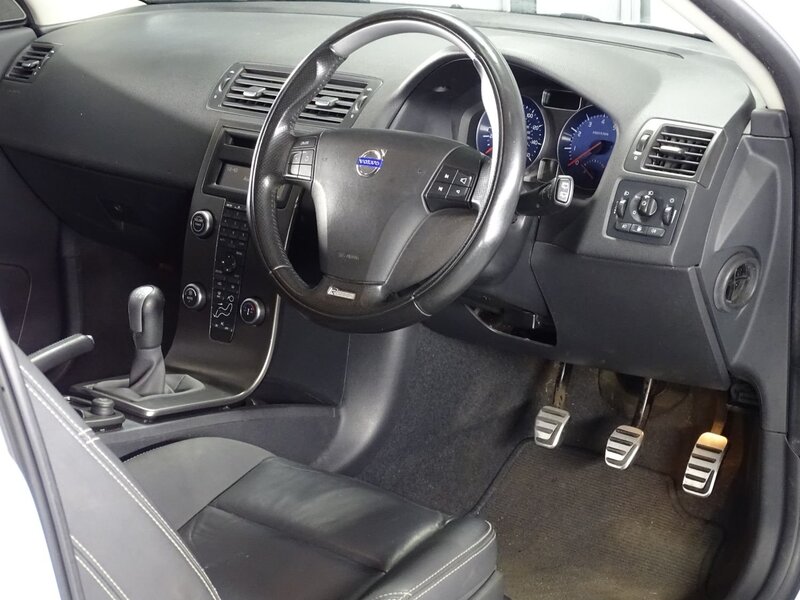 VOLVO C30