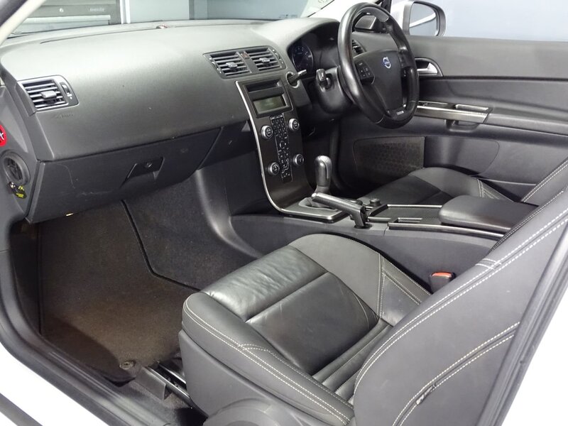 VOLVO C30