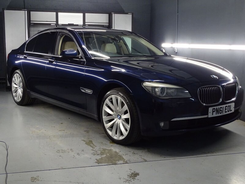 View BMW 7 SERIES 730D SE