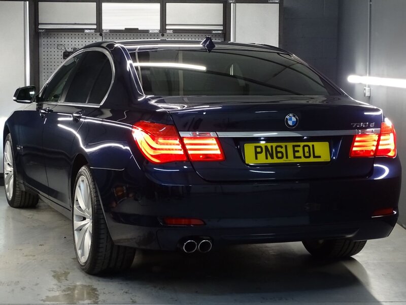 BMW 7 SERIES