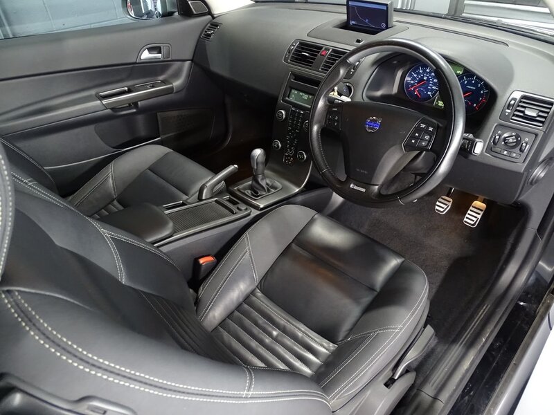 VOLVO C30