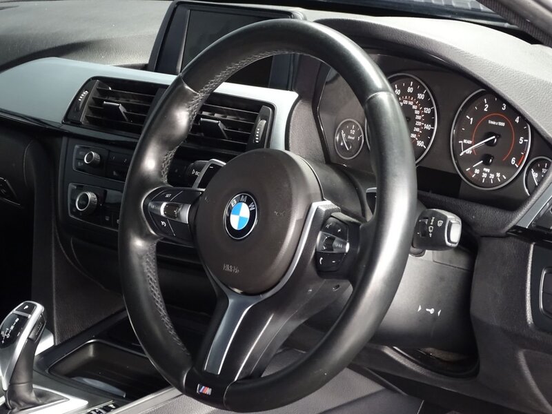 BMW 3 SERIES