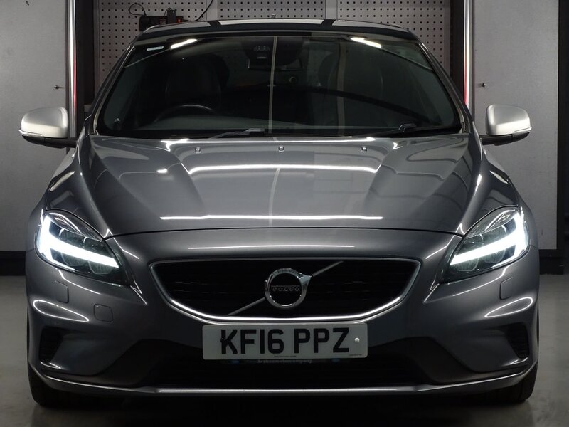 VOLVO V40